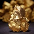 Are gold etfs backed?